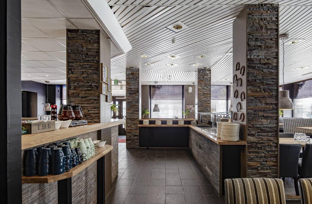 Hotel Seurahuone Riihimaeki Luaran gambar