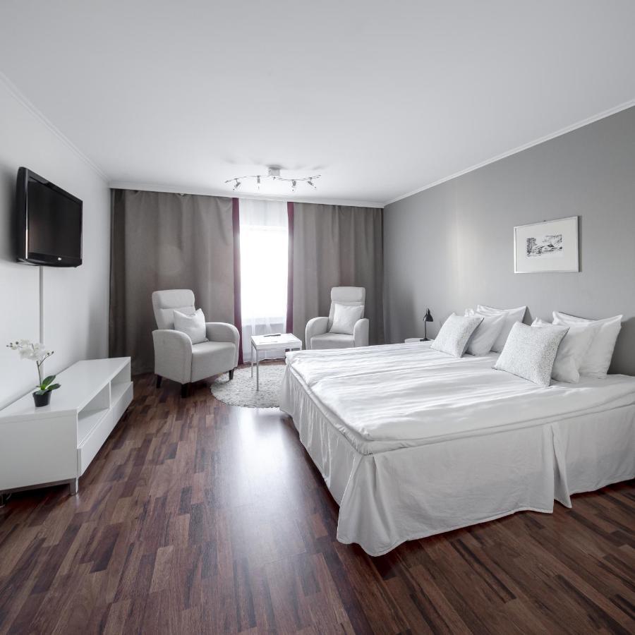 Hotel Seurahuone Riihimaeki Luaran gambar