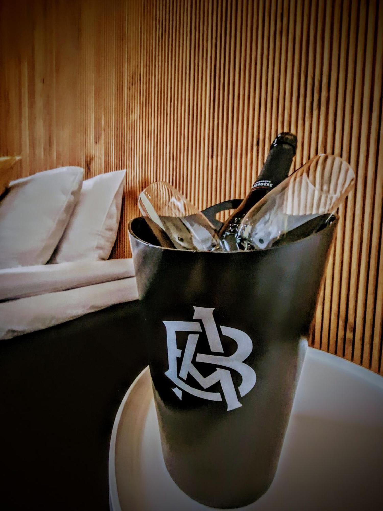 Hotel Seurahuone Riihimaeki Luaran gambar